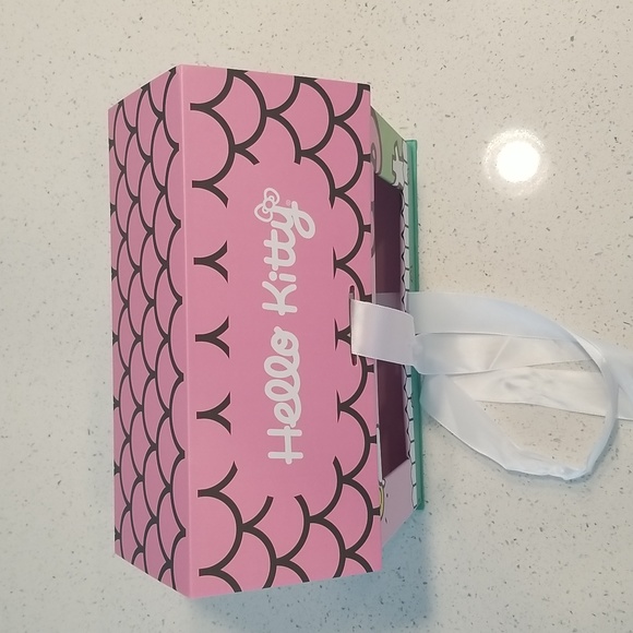 Hello kitty decorative box - Picture 2 of 6